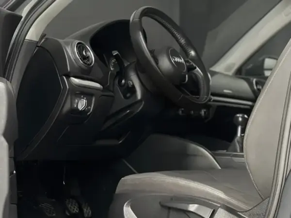 Audi A1 Sportback 1.6 TDI 2