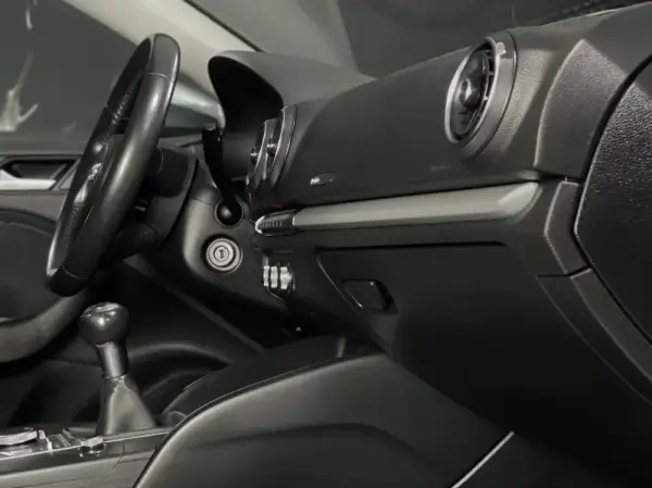 Audi A1 Sportback 1.6 TDI 9