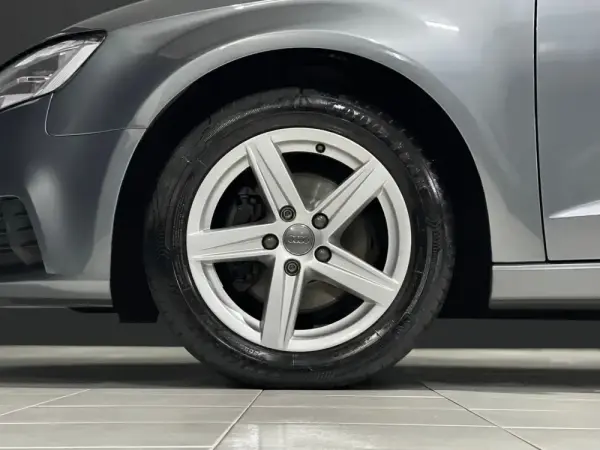 Audi A1 Sportback 1.6 TDI 13