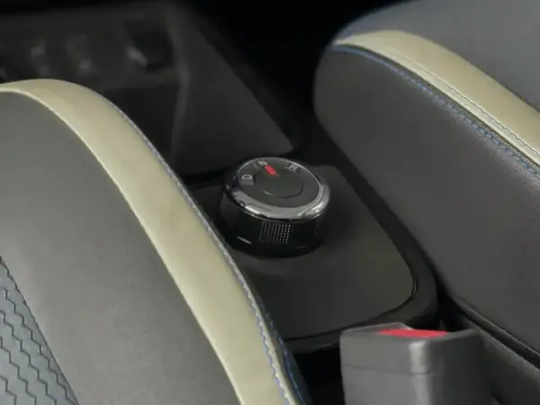 Dacia Spring Electric 45 Comfort 8