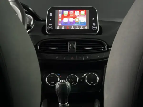 Fiat Tipo 1.3 M-JET LOUNGE 10