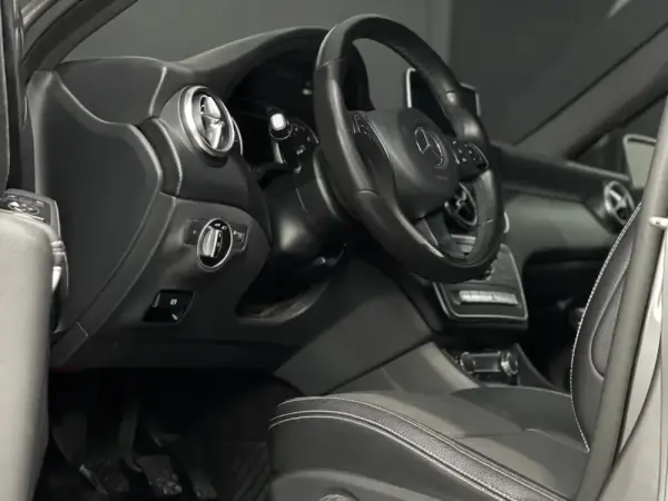 Mercedes-Benz A 140 D STYLE 2