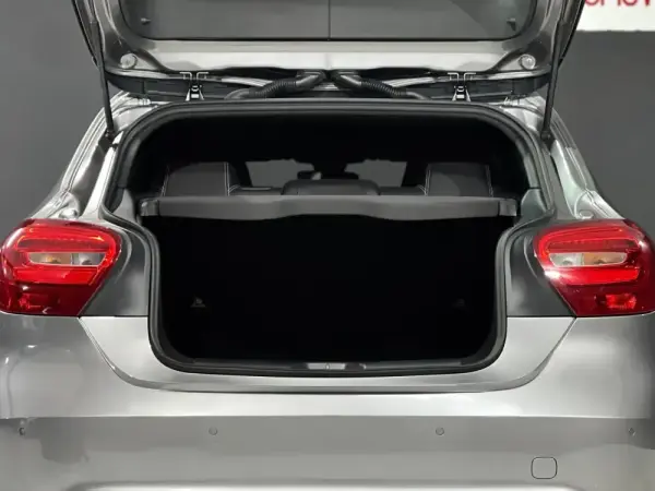 Mercedes-Benz A 140 D STYLE 11