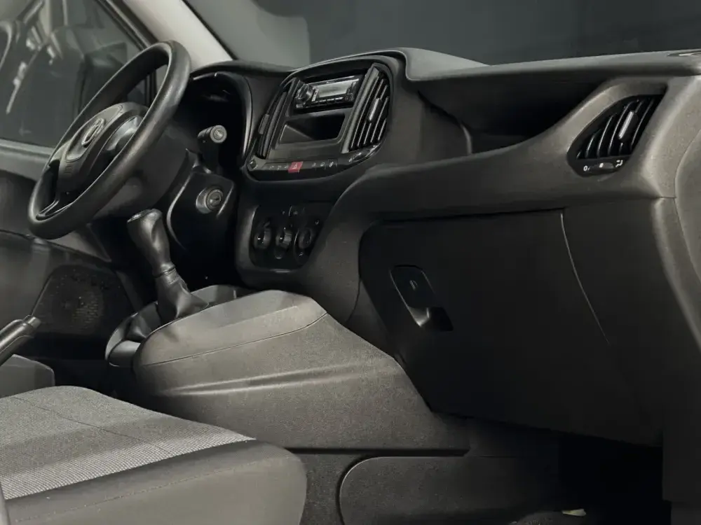 Fiat Doblo 3 Lug c/ IVA 4