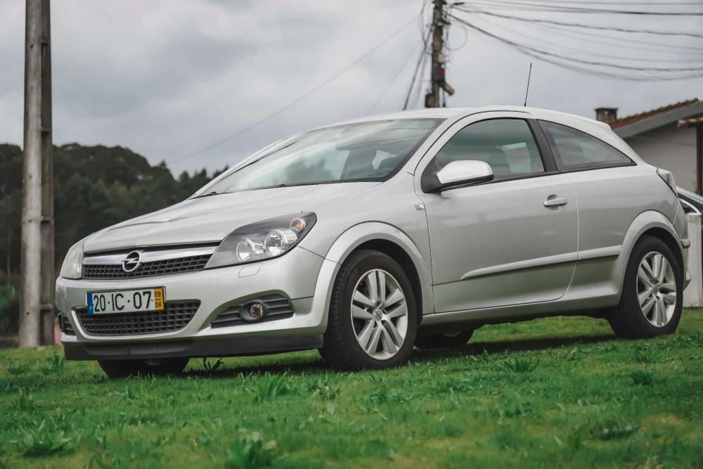 Opel Astra GTC 1.7 CDTi ecoFLEX 24