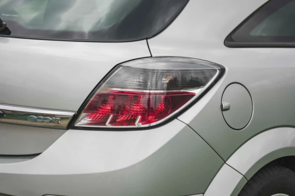 Opel Astra GTC 1.7 CDTi ecoFLEX 23