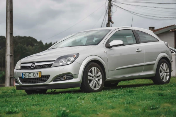 Opel Astra GTC 1.7 CDTi ecoFLEX 24